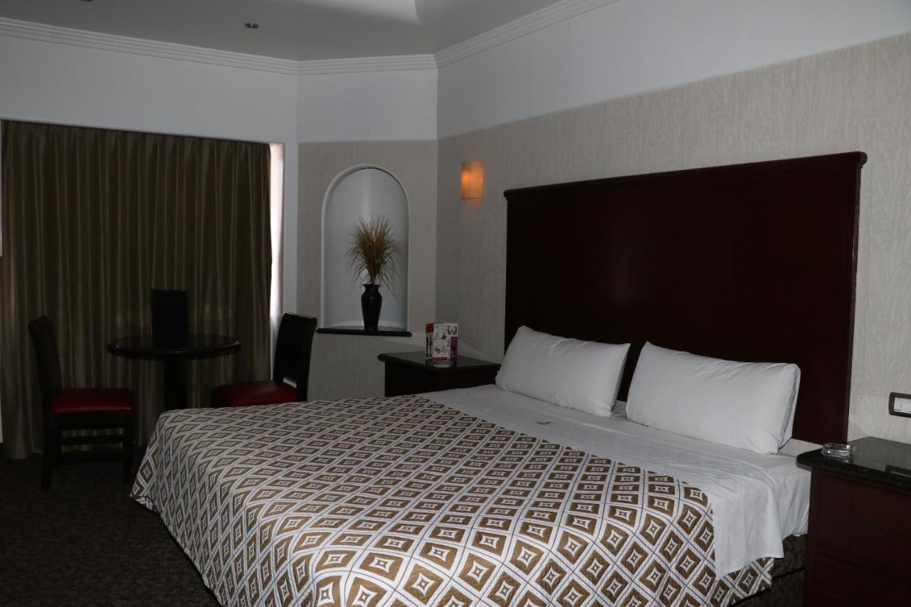 Motel Marina Marbella Тихуана Экстерьер фото